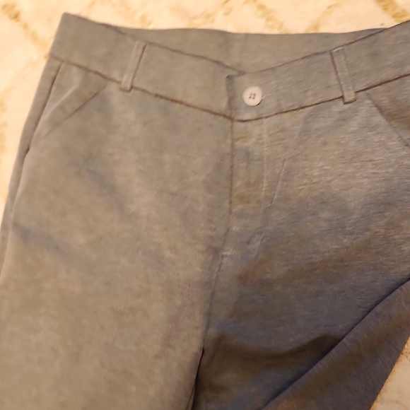 Stylish Ladies Bottoms in Black and Gray - Picture 3 of 3